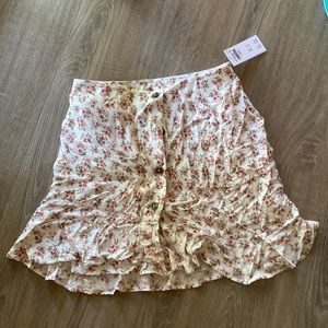Hollister NWT Floral Skirt
